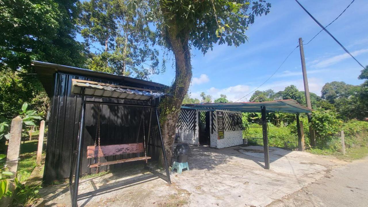 The K Kabin Pekan Exterior foto